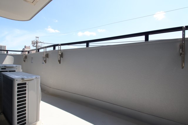 バルコニー　※別号室の参考写真のため、現状優先です。