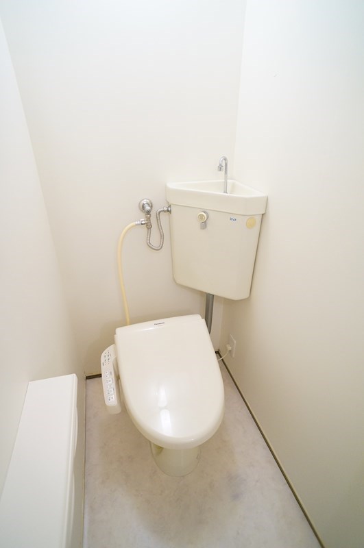 トイレ　※同建物・同タイプの写真です★