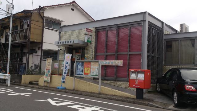 郵便局　篠原郵便局（郵便局）まで440m
