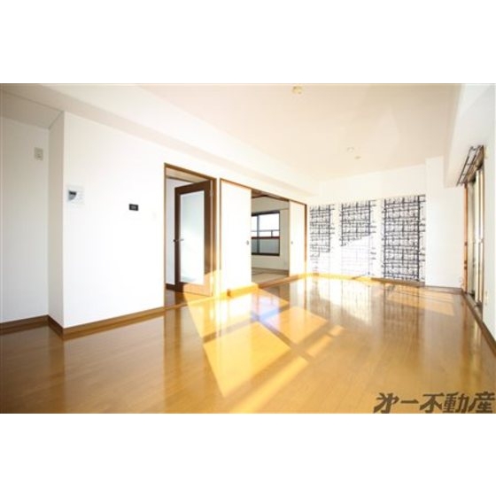 建物外観　ＬＤＫ