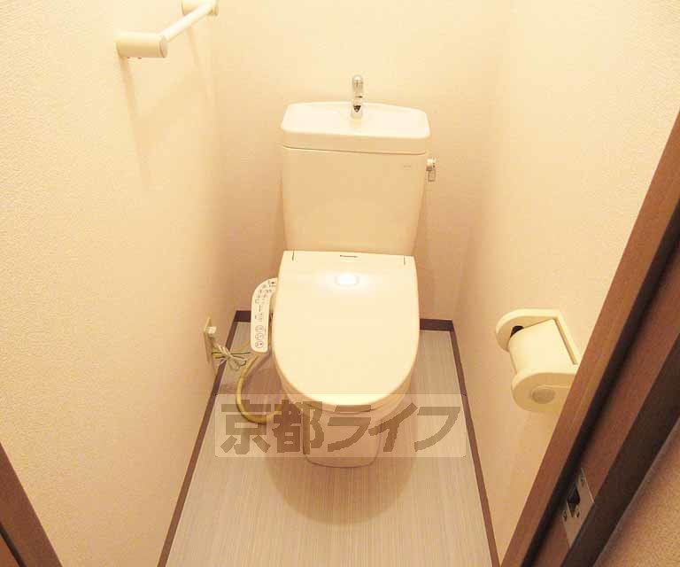 トイレ　ウォシュレットつきで嬉しい！