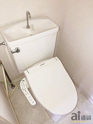 トイレ　～同仕様写真～