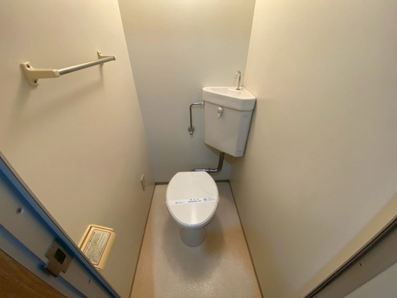 トイレ　※別部屋の写真です