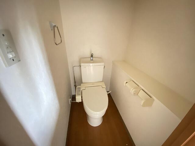 トイレ　※別部屋参考写真