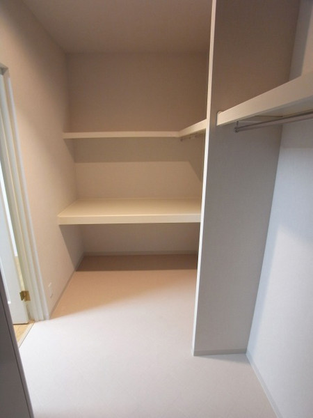 収納　ウォークインクローゼット