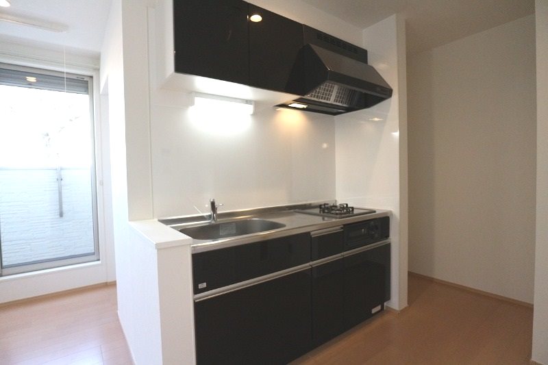 キッチン　システムキッチン（ガス2口コンログリル付）