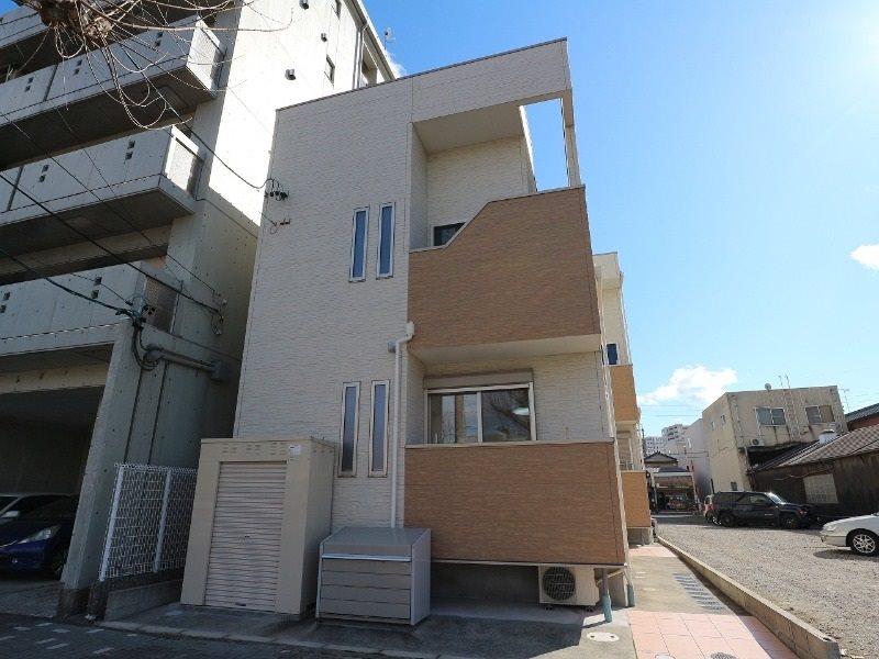 建物外観　外観　オートロック付　デザイナーズ　インターネット無料