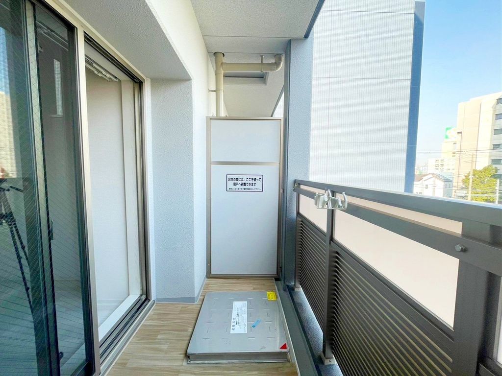 バルコニー　バルコニー