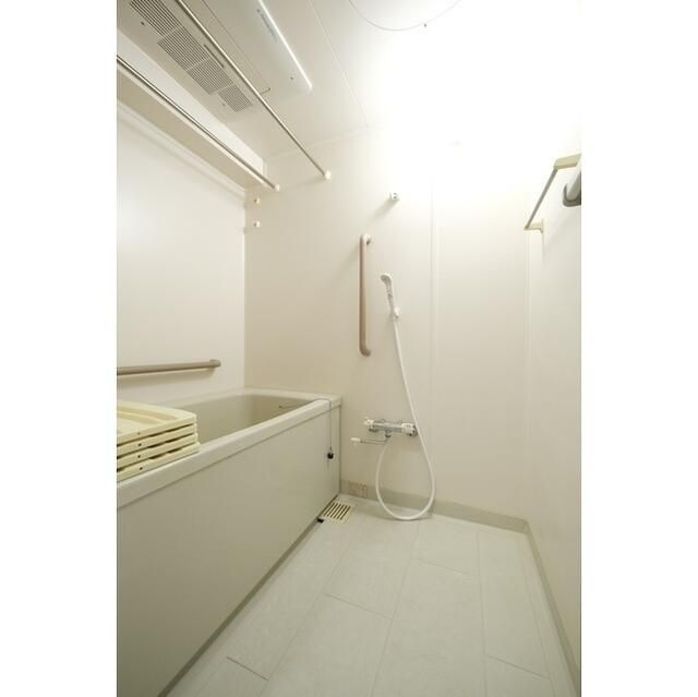 バス・シャワールーム　☆ゆったりとくつろげるお風呂☆