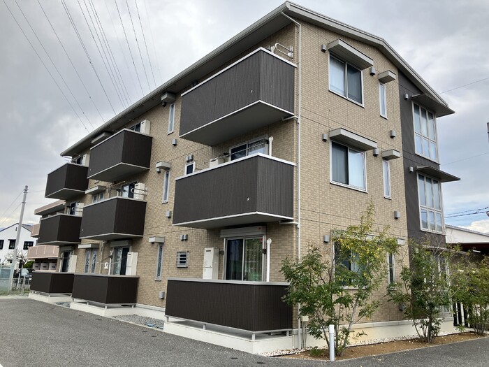 建物外観　『サンクリヴェール』