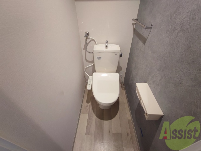 トイレ　こちらはトイレです。清潔感があり、安心して使用できます。