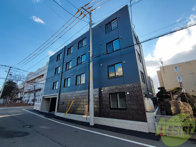 建物外観　札幌市北区新琴似五条「Ｄｅｕｘ　Ｎｏｉｒ」