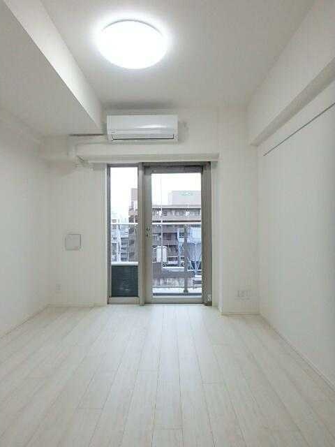 居室・リビング　スタイリッシュな外観や充実の設備など分譲賃貸ならではの仕様♪