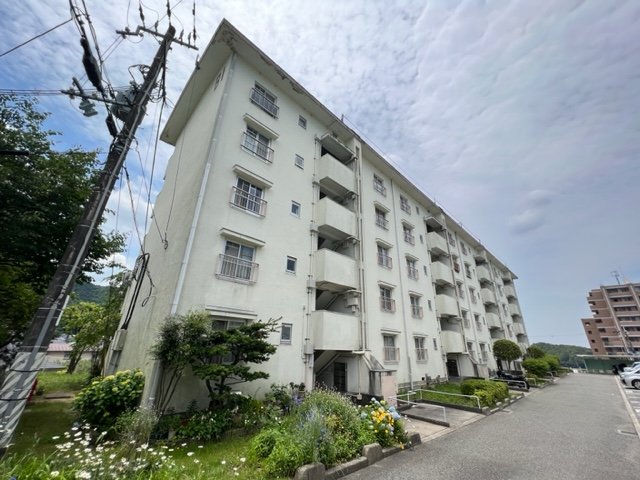 建物外観　有野団地（GoodHome）B01号棟