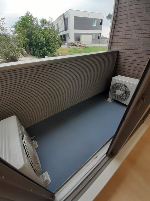 バルコニー　※写真は別号室のものですので現状優先とさせていただきます