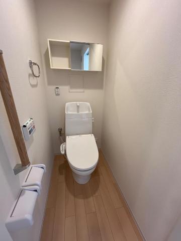 トイレ　シャワー付トイレ