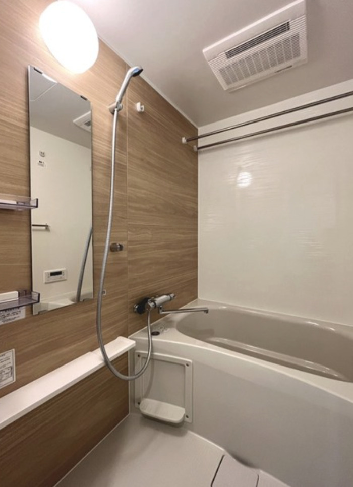 バス・シャワールーム