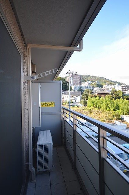 バルコニー　別号室の写真です（反転）