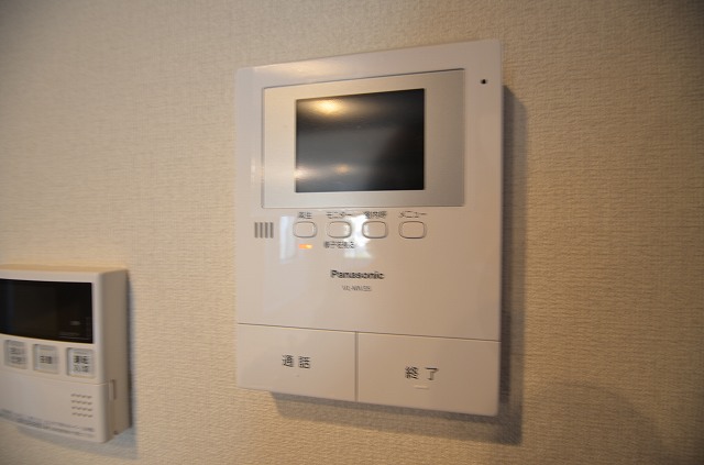 セキュリティ　別号室の写真です（反転）