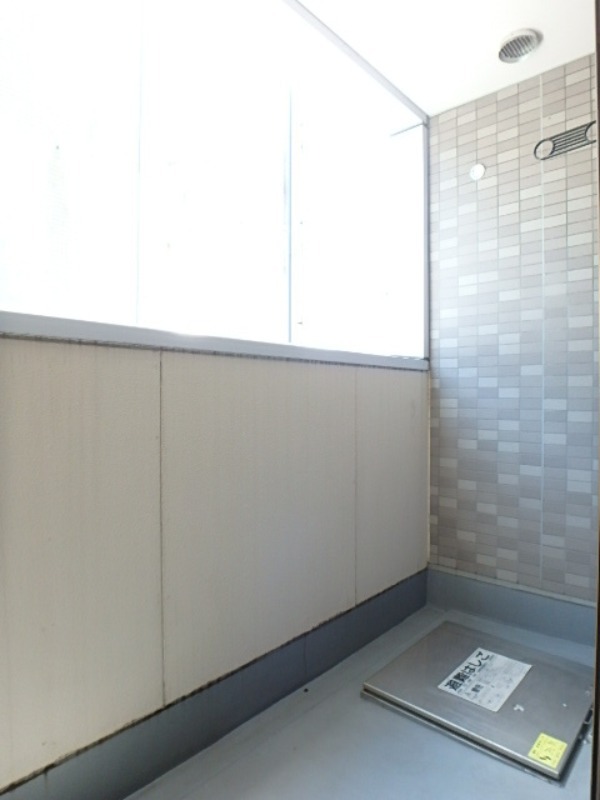 バルコニー　図面と現状に相違がある場合には現状を優先