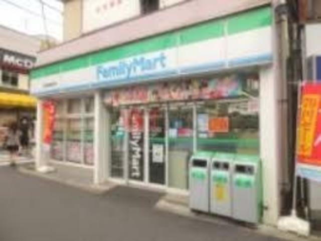その他　ファミリーマート牛田関屋駅前店（その他）まで476m