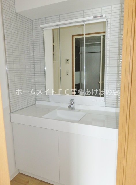 洗面設備　同型別部屋写真