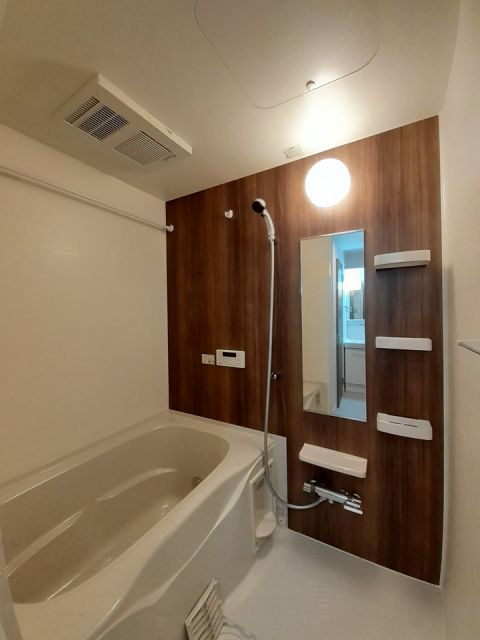 バス・シャワールーム