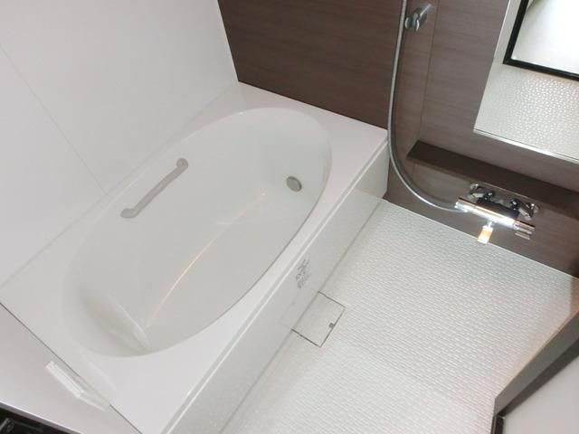 バス・シャワールーム　★ゆったり入れる広めなフルオートバス★