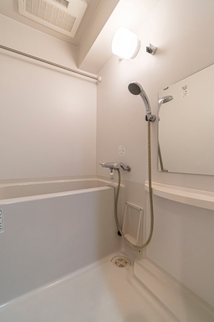 バス・シャワールーム　バスルーム