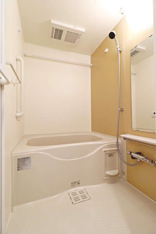 バス・シャワールーム　図面と現状に相違がある場合には現状を優先