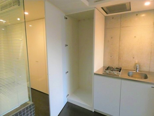 収納　冷蔵庫置き場