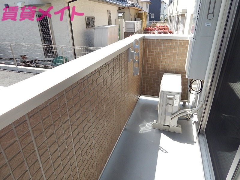 バルコニー　別部屋同型タイプ