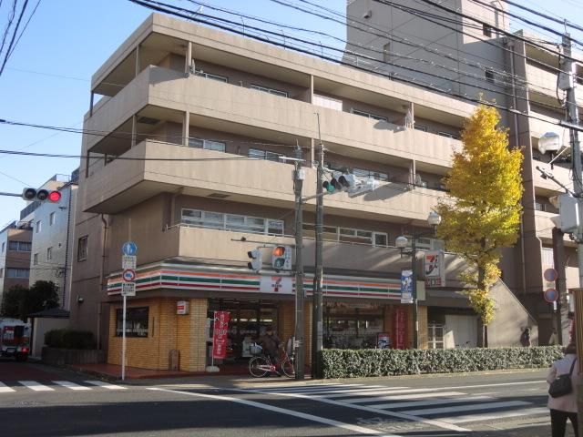 コンビニ　セブンイレブン（コンビニ）まで406m
