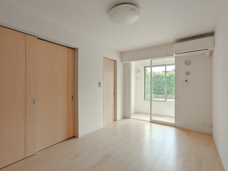 居室・リビング　図面と現状に相違がある場合には現状を優先