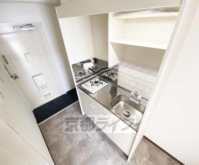 キッチン　一口コンロを備えたキッチンです。