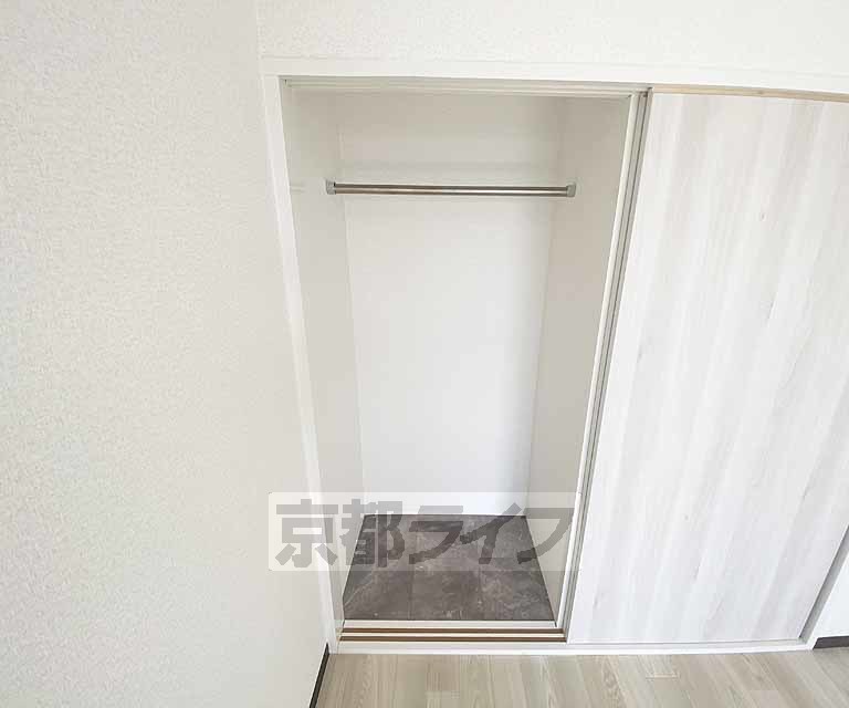 収納　洋服などが収納できます。