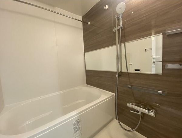 バス・シャワールーム　☆ゆったりくつろげるお風呂☆