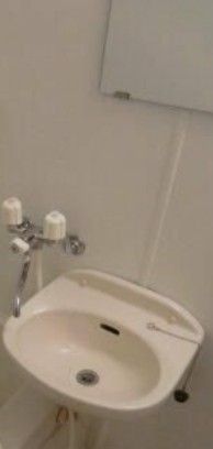 洗面設備　洗面台です