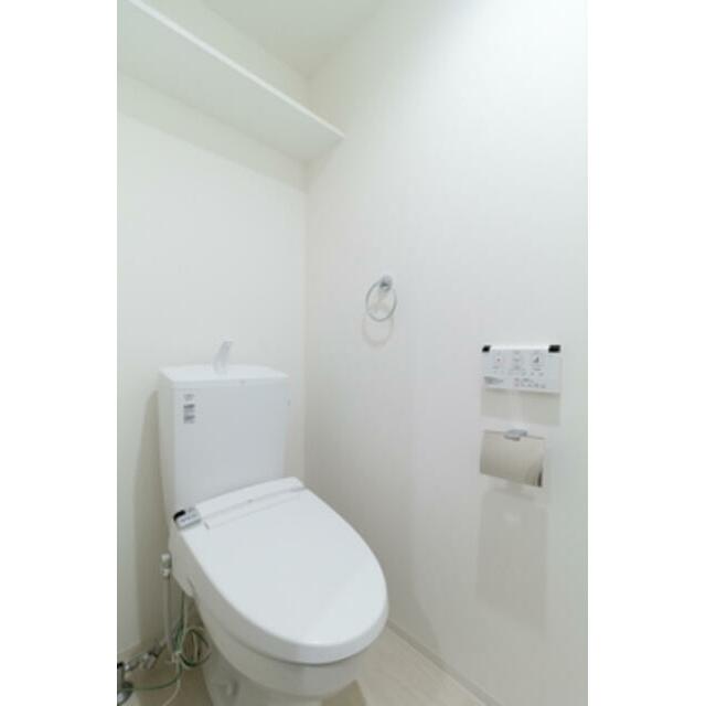 トイレ　※写真は同タイプ住戸です。