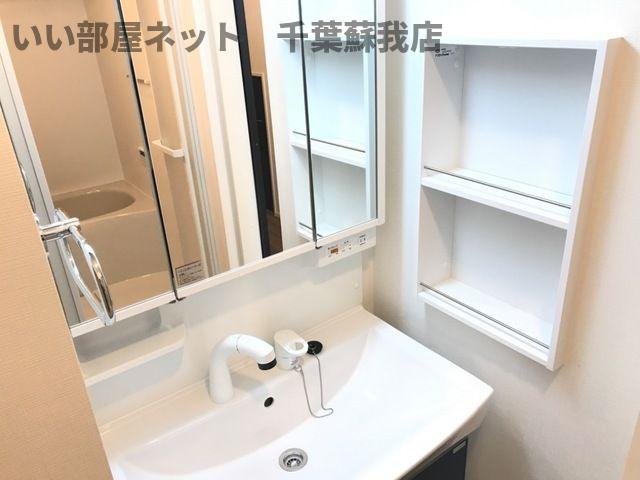 洗面設備　広い洗面スペース