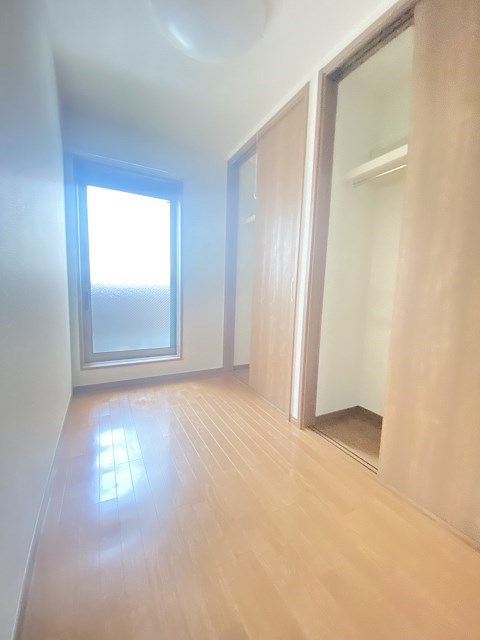 その他部屋・スペース　使い勝手のいい寝室です