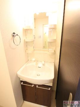 洗面設備　洗髪洗面化粧台