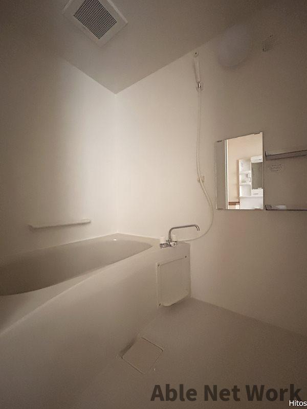 バス・シャワールーム　追い炊き機能付き