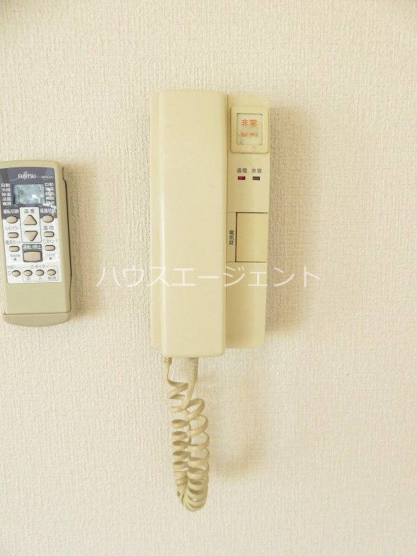 セキュリティ　インターホンです。※参考画像・反転タイプ