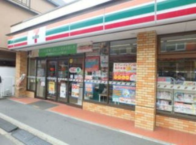 コンビニ　セブンイレブン墨田菊川1丁目店（コンビニ）まで406m