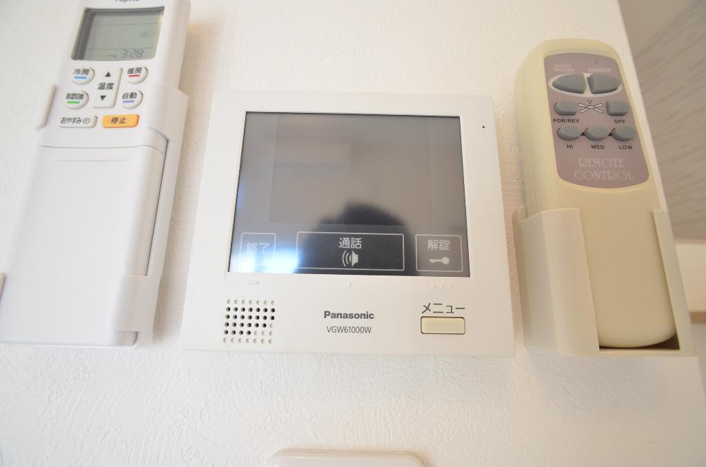 セキュリティ　カメラ付インターホン