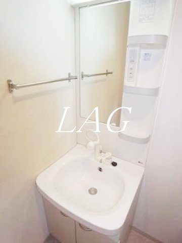 洗面設備　独立洗面台です。