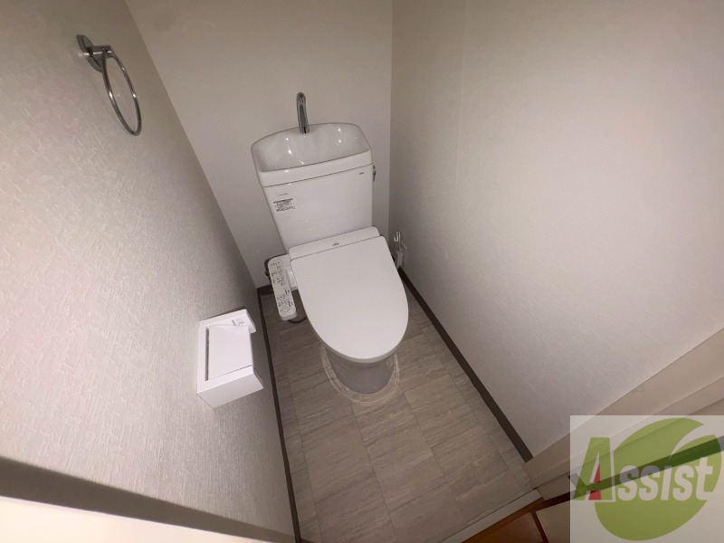 トイレ　トイレです。ウォシュレット付を探している方、おすすめです。