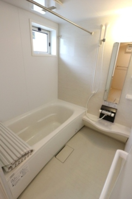 バス・シャワールーム　バスルーム