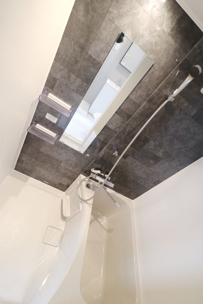 バス・シャワールーム　洗面